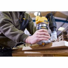 Dewalt D26200-QS 900W 72J 8Mm Kompakt Dalma Freze