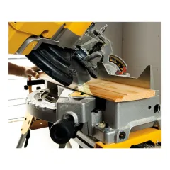 Dewalt D27113-QS 1600W 305X30Mm Gönye Kesme