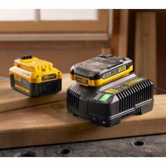 Stanley SFMCB14-QW 18V V20 LITHIUM 4A ŞARJ CİHAZI
