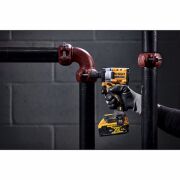 Dewalt DCF922-NT 18V Kömürsüz Somun Sıkma ( Tek Makine)